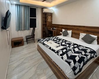 Landlord Premier - Rohtak - Bedroom