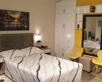 Spring Residences by VnB - Parañaque - Schlafzimmer