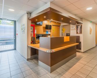 B&B HOTEL Mulhouse Centre - Mulhouse - Recepción