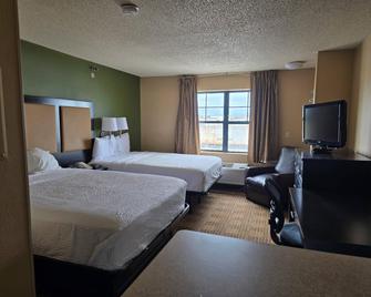 Suburban Studios - Oklahoma City - Bedroom