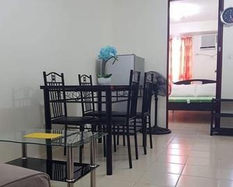 Samanakan's Condotel - Manila - Dining room