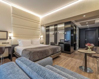 Hotel Santa Justa - Lissabon