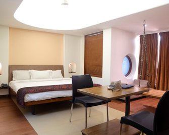 Hotel Panchalee Deluxe, Kolhapur - Kolhapur - Habitación