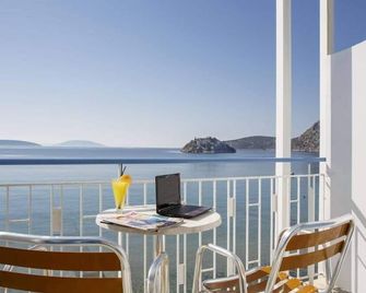 Hotel Tolo - Mora Yenişehri - Balkon