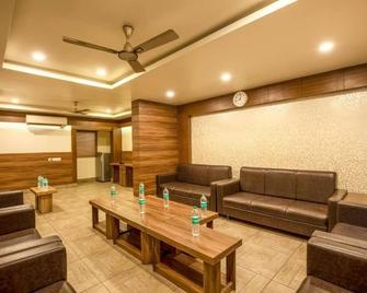 Elite Suites Mint Gomti Nagar - Lucknow - Lounge