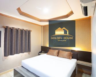 Golden House Hotel Sakaeo - Sa Kaeo - Habitación