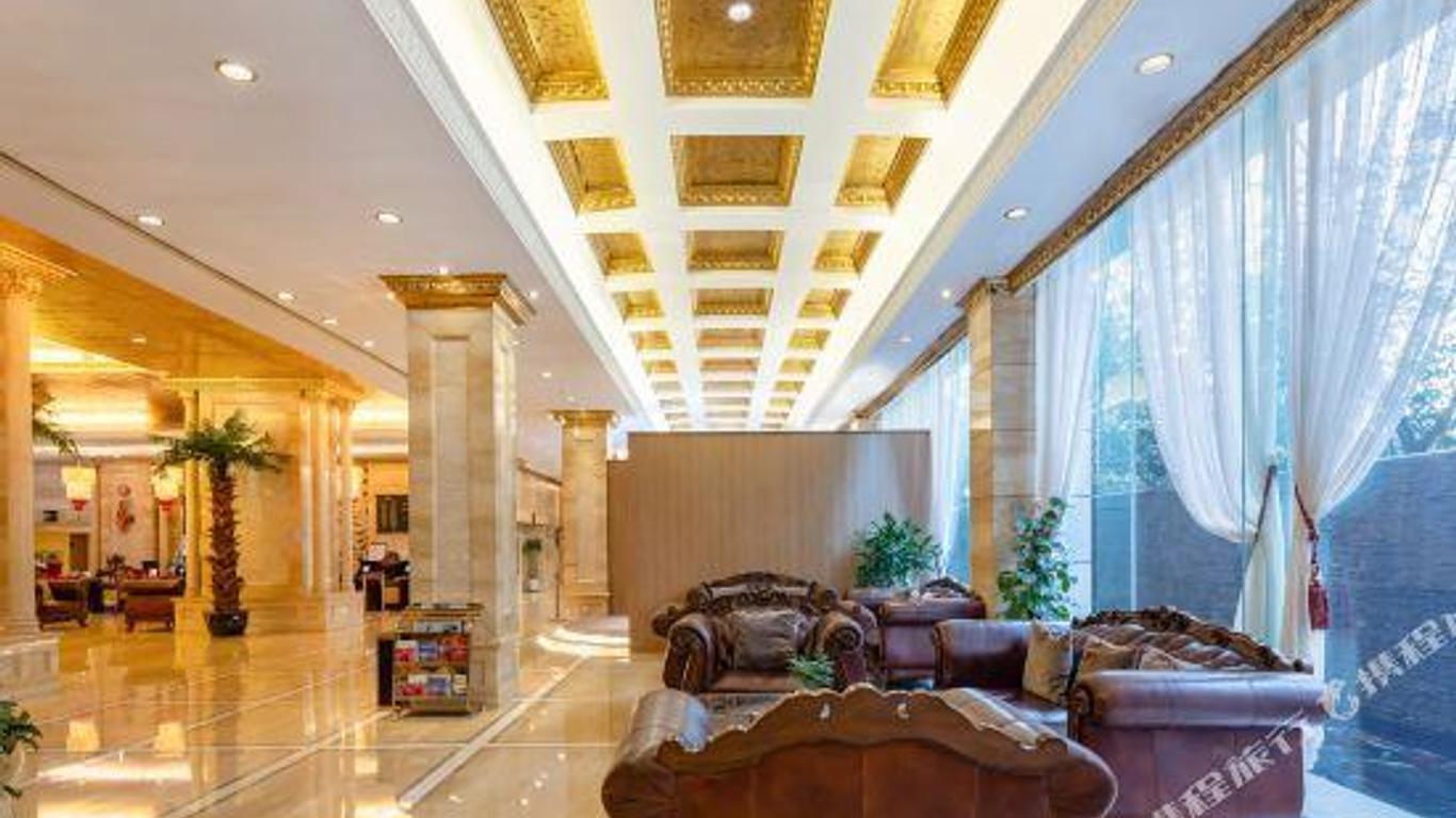 リバービュー ホテル オン ザ バンド