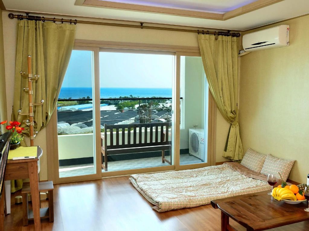 Seogwipo Etier Resort