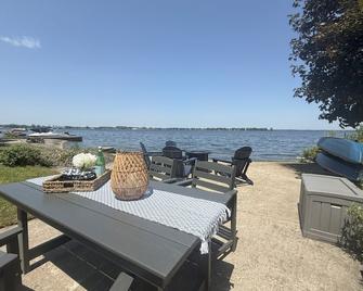 Cozy 1 Br Lakefront Retreat - Cicero - Pátio