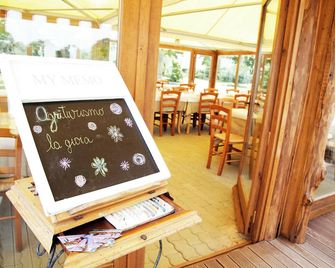 Apartment located in a Farmhouse with Swimming Pool in Maremma n.1 - Scansano - Restaurace