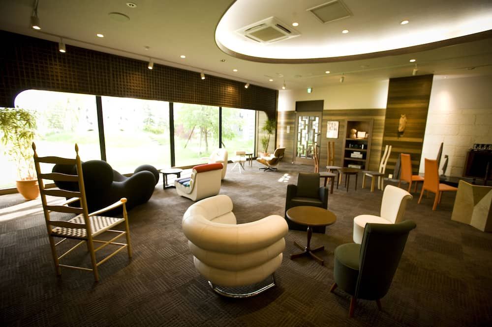 Hokuten No Oka Lake Abashiri Tsuruga Resort - Abashiri - Lounge