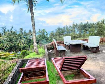 Marang Guesthouse Resort - Kuala Terengganu - Terasa