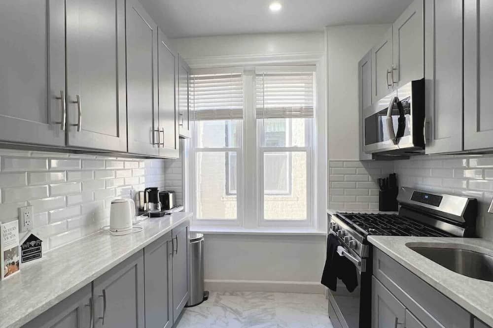 2-bedroom apartment in charming Brooklyn with WiFi, AC. Start your adventure - بروكلين - مطبخ