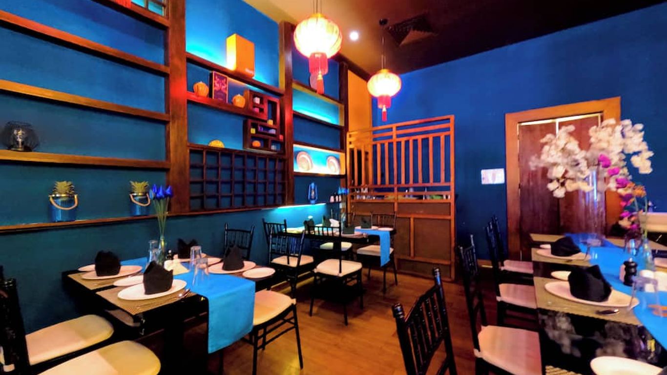 Fairway Colombo - Sri Lanka's First Hotel With Robot Technology