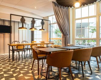 巴黎蒙馬特北18區奧納諾宜必思酒店 - 巴黎 - 餐廳