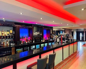 Blanco's Hotel - Port Talbot - Bar