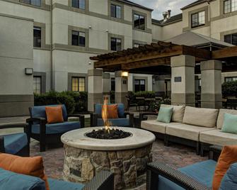 Hyatt House Morristown - Morristown - Innenhof