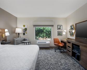Hampton Inn & Suites Dallas-Arlington North-Entertainment District - Arlington - Bedroom