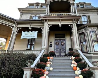 Garth Woodside Mansion Bed and Breakfast - Hannibal - Edificio