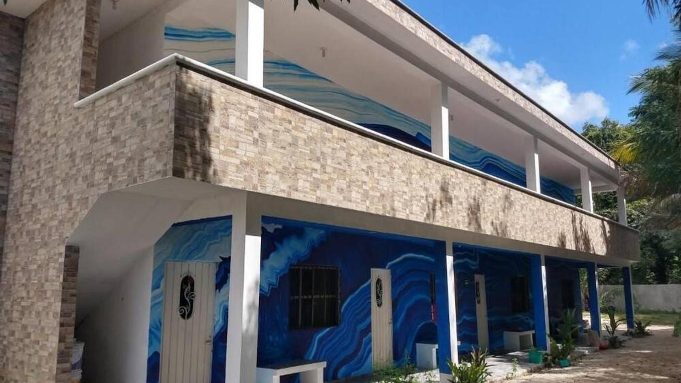 Blue Hotel