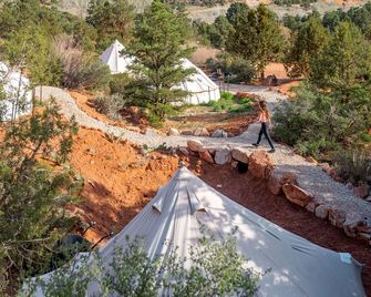 Peaceful Bell Tent Rental with Wilderness Views near Zion National Park, Utah - Hildale - Vista del exterior