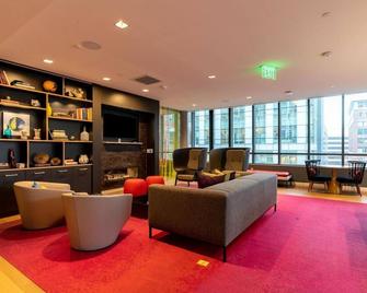 Kendall Square 2br w gym near shops dining BOS-974 - Cambridge - Oleskelutila