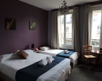 Hôtel Le Chantilly - Deauville - Bedroom