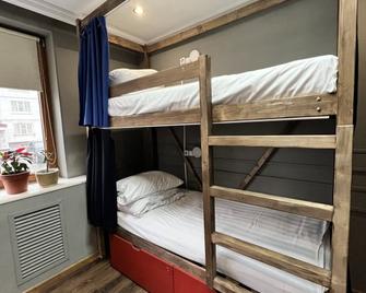 LV.Hostel - Yuzhno-Sajalinsk - Habitación