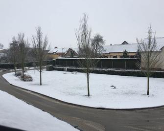 Amiens Métropole SUD à 10 min de Dury ou Salouel - Dury - Piscina