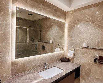 Hotel Kamal Palace - Jalandhar - Ванна кімната