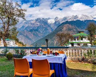 Himgiri Resorts n Spa - Dharamshala - Restaurant