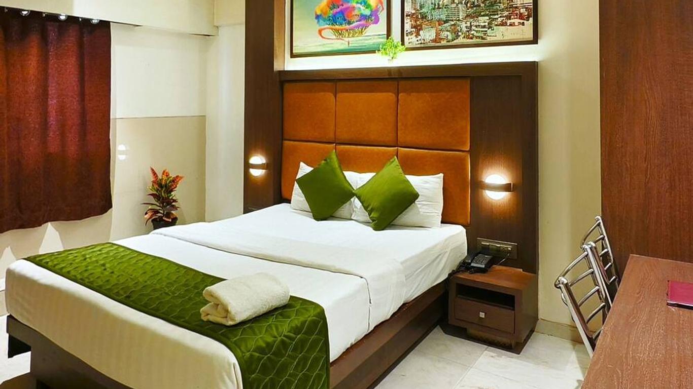 Hotel Express Inn, Panvel
