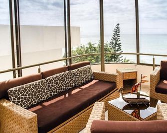 Hotel Vistalmar - Манта