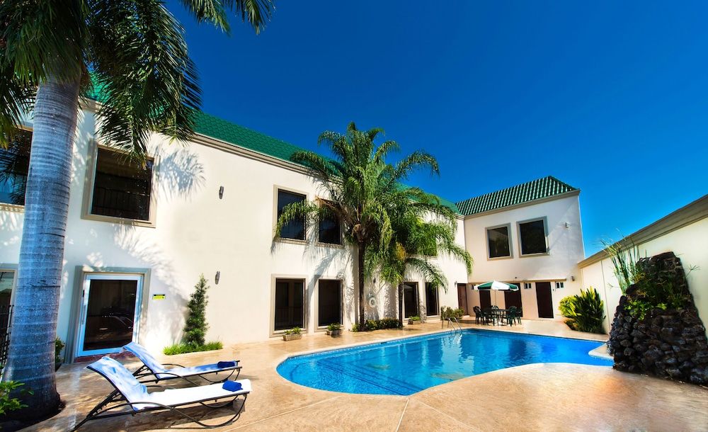 Hotel Brío Inn - Ciudad Victoria - Zwembad