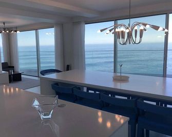 Casa Del Mar- Wonderfull Sea Views & Swimming Pool - Ponta Delgada - Dining room