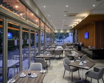 The Capital on Bath - Sandton - מסעדה