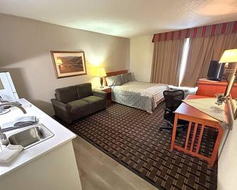 FairBridge Extended Stay, a Kitchenette Hotel - Idaho Falls - Bedroom