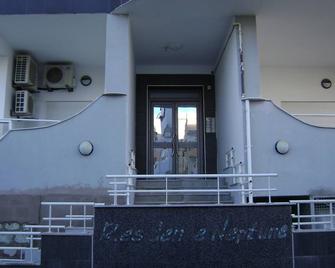 Charming Studio Comfort View / Sea In Sousse Tunisia - Port El-Kantaoui - Building