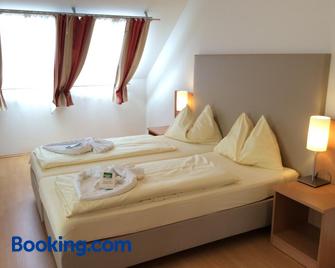 Stadthotel Schwerterbräu - Judenburg - Bedroom