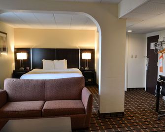 Comfort Inn Dunmore - Dunmore - Bedroom