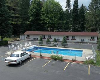 凱瑞織豪斯汽車旅館 - 普萊西德湖（紐約） - 游泳池