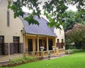 Readman Lodge - Klerksdorp - Patio