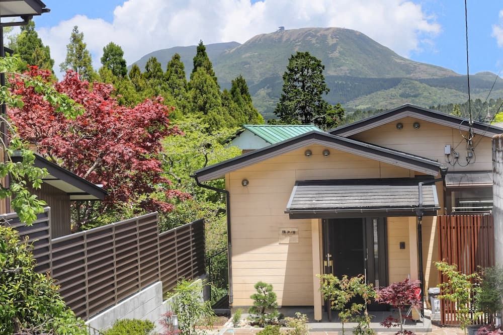 Miyabi Ashinoko Hakone Villa / Ashigarashimo-gun Kanagawa - Hakone - Building