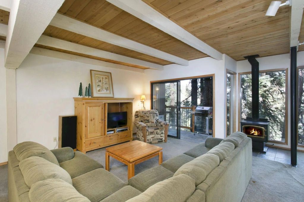 Timber Ridge Resort by 101 Great Escapes - ממות' לייקס - סלון