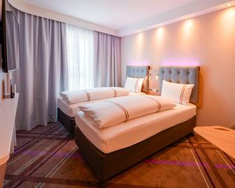 Premier Inn Mannheim City Centre - Mannheim - Schlafzimmer