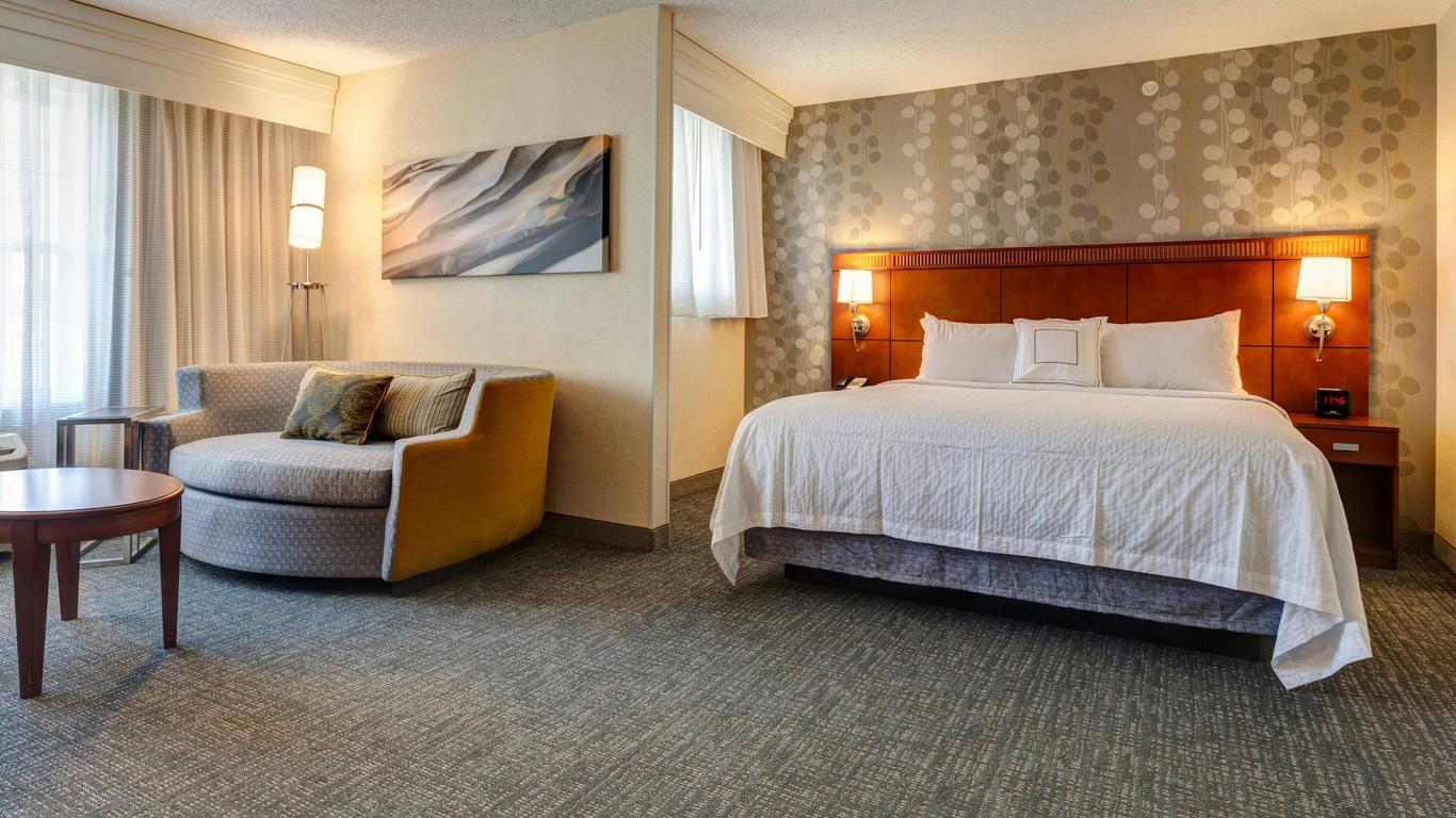 Courtyard by Marriott Hadley Amherst