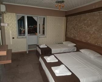 Hiera City Hotel - Denizli - Schlafzimmer