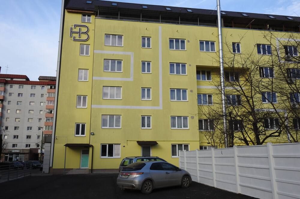 Hb Brilliant - בראסוב - בניין