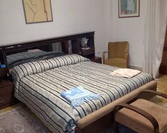Apartment located on the national road but close to every meeting point - Campolattaro - Habitación