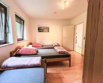 Apartment Ferienapartments Adenau-3 by Interhome - Adenau - Habitació